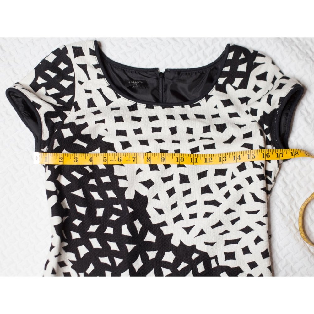 🌟$10🌟 Talbots Black and White Dress - Picture 4 of 6